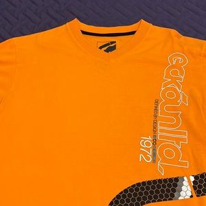 Men’s orange Ecko t-shirt size XL